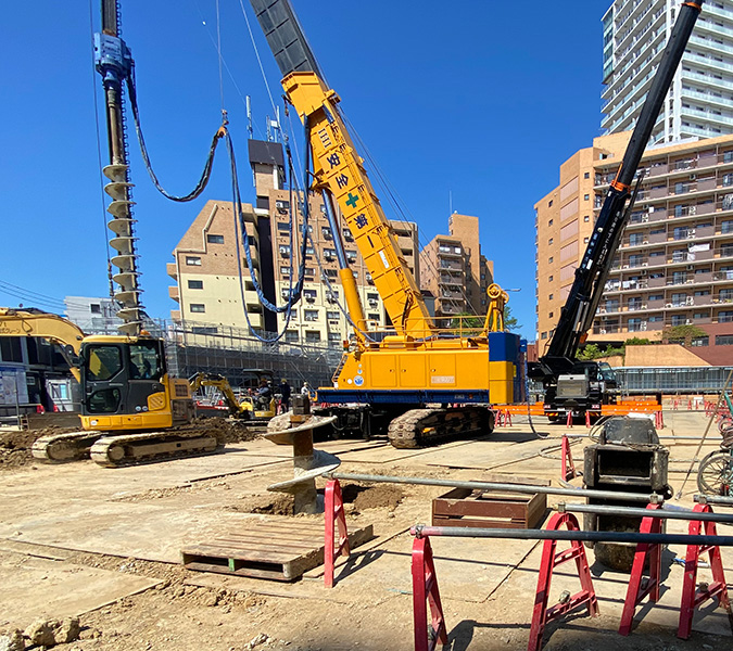 NIK900T（90ｔクローラーアボロン）