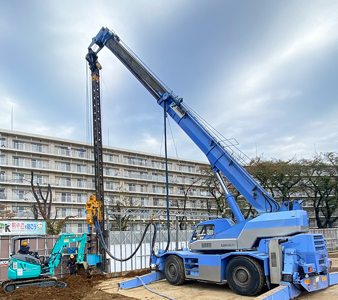 TR350M（35ｔラフターアボロン）